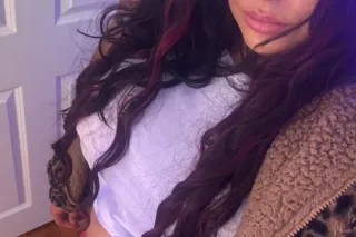 party chill DMT fun WHITE big TITS TATTOOD MILF Please Read before calling photo 9
