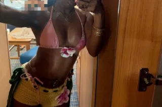 AVAILABLE 💕OUTCALL CAR DATE ONLY AD 80 SP🤫