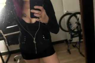 {CD specials} how many times can you pop for me...in my mouth or show me your fav place to bust! !!! 👅💦 🔥Looking for a quick sloppy toppy, Full service or how about lets get freaky and explore your kinks! 😈🫦 photo 2