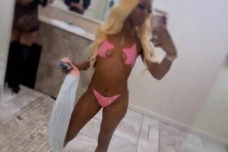 ✨🍭CUM ENJ❣Y MY WET THROAT AND SWEET PETITE TREAT💦🍭 photo 5