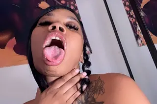 CURVY REDBONE QUEEN 💦 🍫COME EXPLORE MY TALENTS ☺100% REAL ⓦⓔⓣ⭐ⓦⓘⓛⓓ💦αναιℓαвℓє иσω! 💄🅲🅻🅸🅲🅺 🅷🅴🆁🅴 outcall/cardates ask about my 2 or 3 girl special photo 2