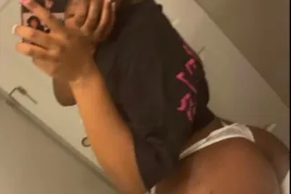 come see me dada😩💦 photo 2