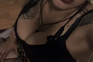 CAR DATE SPECIAL CUM AND SEE THE HEAD SPECIALIST AND LET ME SUCK THE SOUL OUT YOUR BODY DEEP THROAT QUEEN AVAILABLE NOW FETISH FRIENDLY PNP FRIENDLY CONTENT AVAILABLE CAM SESSIONS AVAILABLE