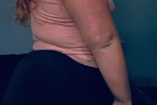 Red Head Beautiful smile Big thighs and shapes scrumptious photo 2