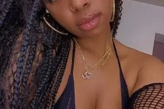 I'mKarliee 🫦.the kind of woman you taste... and never forget💦🤭NO AA photo 2