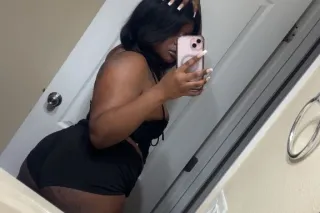 CAR PLAY TONIGHT 💋💋TIGHT CHOCLATE PUSSY 💋💦💋 photo 3