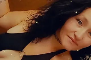 Slut 4 hire photo 2