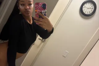 brownskin honeybun🍯👅 2 GIRL SPECIAL AS WELL !!😘🙈 photo 5