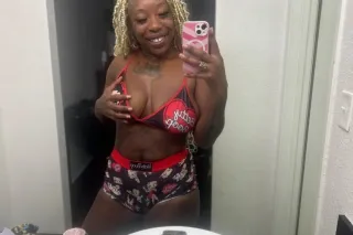 Little Ms. Touch-His-Mind 😛The One He Can’t Shake🤌🏾 Little Ms. Pull-You-In Without Trying💁🏾♀ Little Ms. Stay-On-Your-Mind 🥰 photo 2
