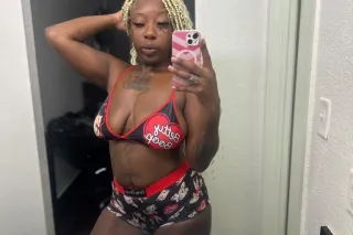 Little Ms. Touch-His-Mind 😛The One He Can’t Shake🤌🏾 Little Ms. Pull-You-In Without Trying💁🏾♀ Little Ms. Stay-On-Your-Mind 🥰 photo 4