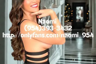 BE CAREFUL, people are catfishing with my pictures!