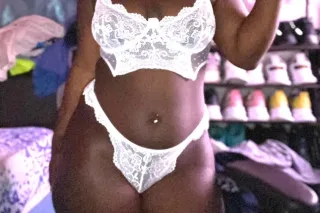 $100 specials all night until 6 am 🥜💦🍆😻 photo 2