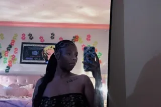 AVAILABLE 💋
