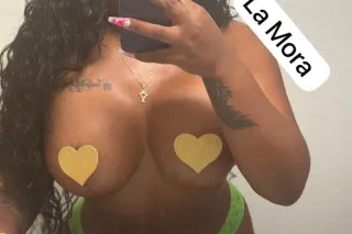 cubanita sexy photo 2