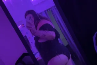 SEXY BBW🥰CUM AND ENJOY 🥰CONTENT AVAILABLE 🥰 ENJOY AND RELAX😘 photo 3