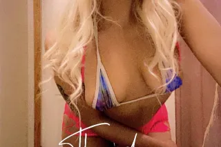 Exotic Throat Goddess !! photo 3