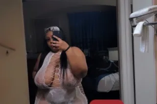 (PLUG NEEDED‼)🥵COME SEE YOUR FAV BBW CARAMEL HONEYPOT🍯🍭 THICK THIGHS PRETTY EYES👀✨CRAZY THROAT💦 AVAILABLE 24/7👅 photo 8