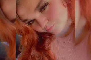 sexy lil red shyt 😍🥰🥀❤ photo 2