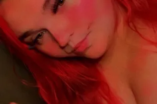 sexy lil red shyt 😍🥰🥀❤ photo 5