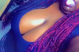Come get this tight & WET pussy & this SLOPPY top from the freakiest BBW 😌with fat titties 💋 photo 3