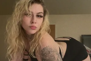 CUM PLAY IN MY WATER PARK 💦 photo 3