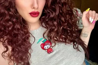 RedHead Visiting photo 9