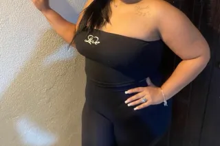 im a sexy latine, im available photo 2