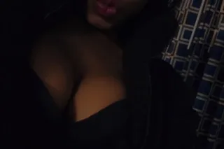 Lay Back Let Me Ride That 🍆Properly Suck The CUm Out That Dick Nd Squirt On Demand