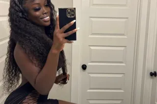 (OVERLAND PARK)Creamy slow sensual relief 😌Nigerian Queen 👑chocolate 🍫 soft smooth skin Super Wet tight 😻💦 Incall/Outcall hosting 🤤 photo 3