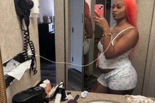IN CALLS OUT CALLS. $120 special qv only yes im pregnant photo 6