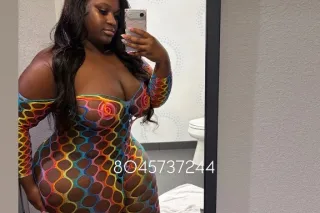 BIG ROUND JUICY ASS🤤😍🍑 photo 2