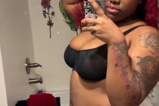 Im A Caramel Thick 🥰 , Fun 🥳, Clean 🧼 Upscale Provider With A Sweet Body 😋 ,Completely Irresistible 😩 CarPlay photo 3