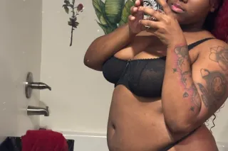 Im A Caramel Thick 🥰 , Fun 🥳, Clean 🧼 Upscale Provider With A Sweet Body 😋 ,Completely Irresistible 😩 CarPlay photo 4