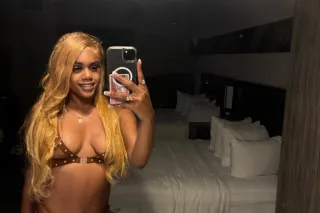 Its real pretty and tight 😋💦