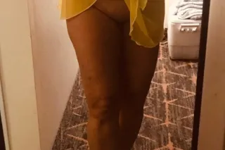 Tall Busty Blonde Valerie photo 4