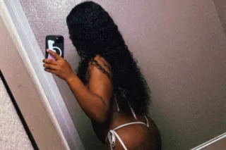 Available NOW ($160 room 1hr special) 🌹💋😘 Craving Chocolate 🍫😻 photo 2