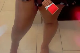 So juicy 💕💦😍Chocolate big booty 💦💕🍫hmu photo 5