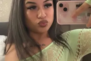 Sexy Mexican/Filipina Mami ready to please you🌶🪭💦 photo 6