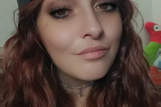 Bad Brokey Bitch needs Back with her Bestie