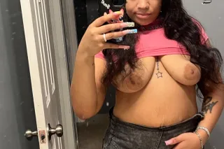 Sexy Slim Thick Lightskin, Wet Pussy Pretty Face Come Experience👅😩 photo 6