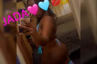 (NEWARK📍)💲8⃣0⃣ QV SPL UNTIL 8pm 🎉🏃🏾♂ Catch 🏃🏾♂😘 Me 🥰 Before I’m Gone 🛩✌🏽 Chocolate Treat 🍫 🤪 Soft Bubble 🫧Butt 🍑 Squirter 𝔸𝕍𝔸𝕀𝕃𝔸𝔹𝕃𝔼 NOW photo 4