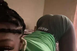 text me 🥲 photo 3