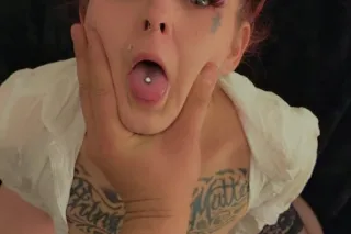 petite freaky baddie looking to give you the time of your life photo 3