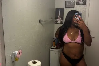 Big Booty Freak 💦 photo 2