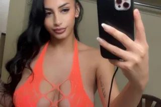Sexy New Young Latina 💦