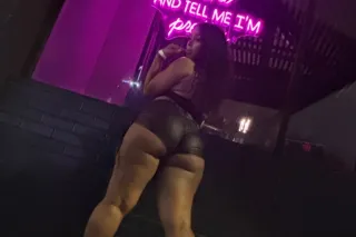 exotic baddie 🍑💦🫦 photo 4