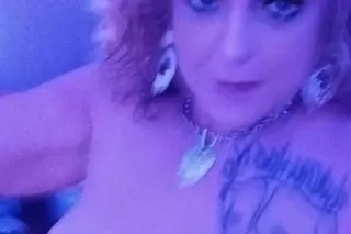 Discreet Fun with StepMom (39) | Full Menu | Content Sell