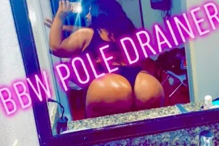 BBW BIG BREASTED GODDESS VISITING photo 2