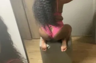 Hello guys Ms.Blossom here looking for some greatentertainment look no furthe i came to give u guys Top Tier service i specialize in Dancing Massages etc so come see best in city#nopolice#nogames#nopimps😘🥰😍 photo 4