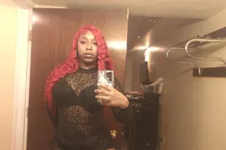 COME STUFF DICK DOWN ME AND MY FRIENDS THROAT WE ARE FUN THICK JUICY GIRLS COME SAY HI